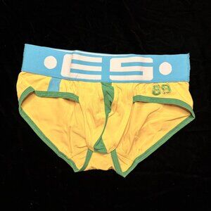 ES Small Briefs